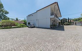 Rossan Villa 4 Hotel near Pasar Lembang RedPartner